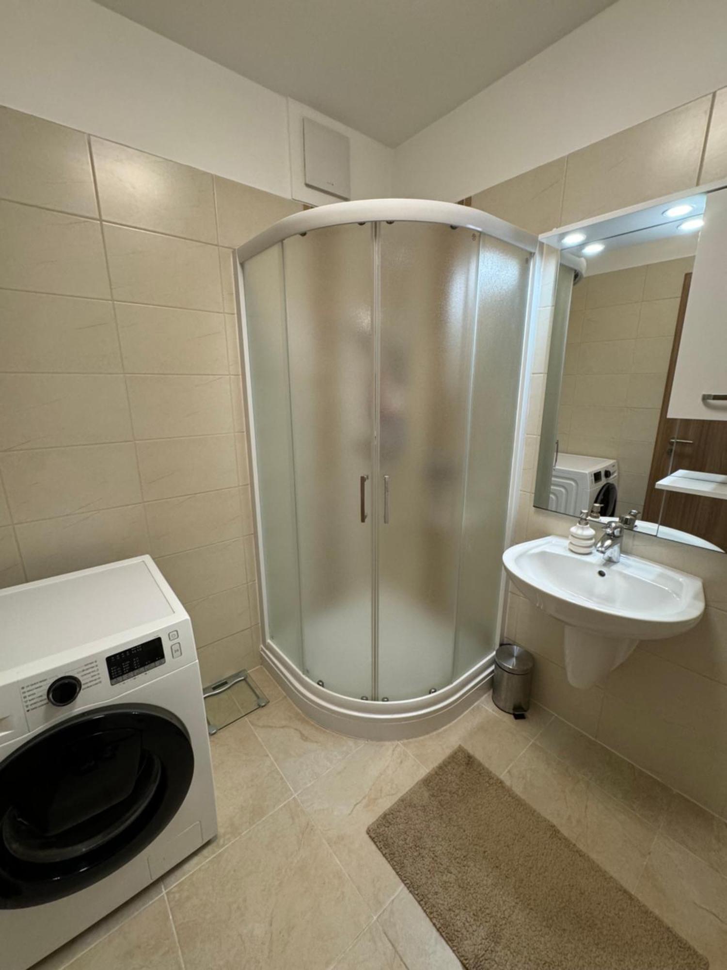 Lelle Resort Apartman Balatonlelle Exterior photo