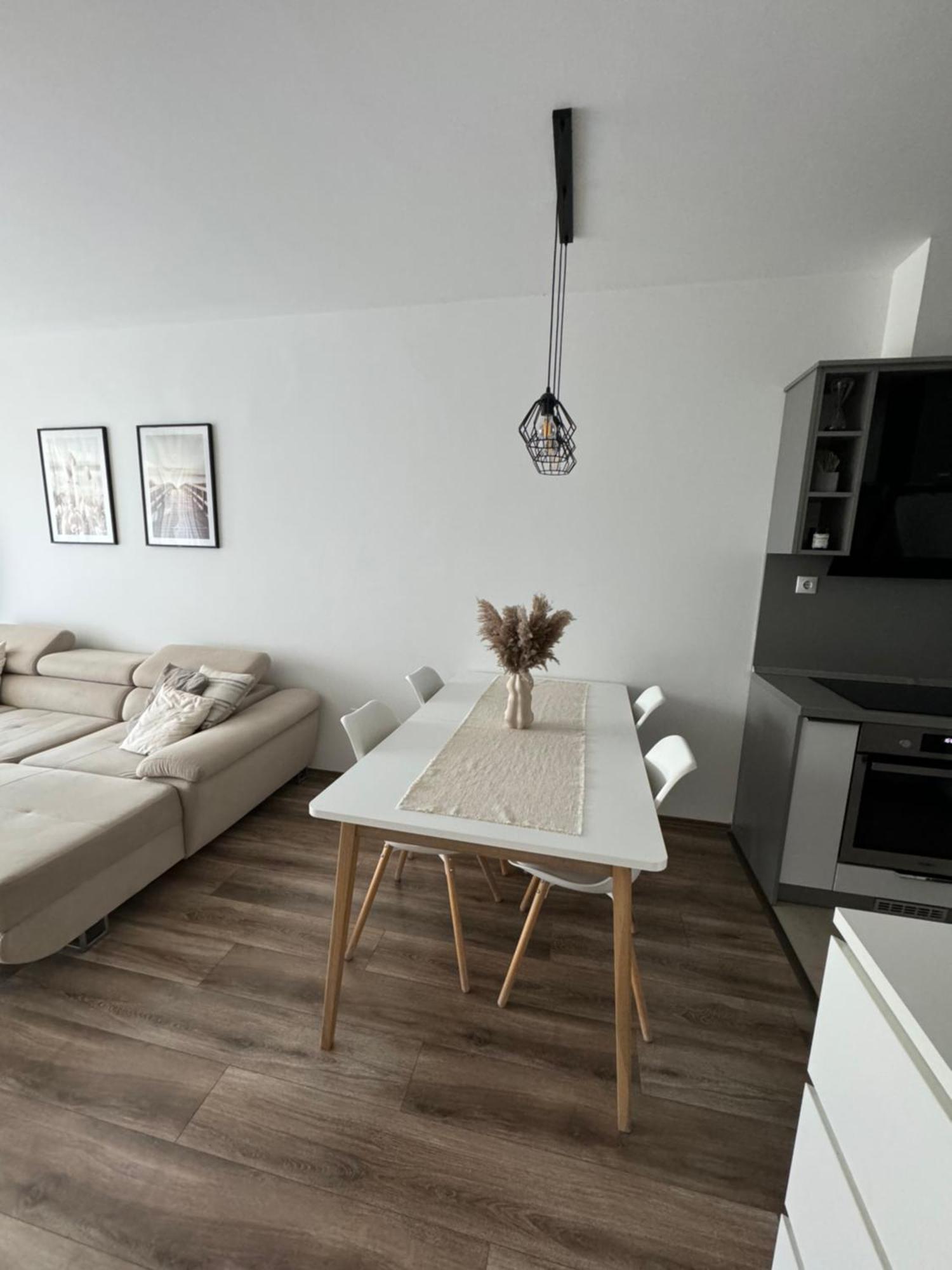 Lelle Resort Apartman Balatonlelle Exterior photo